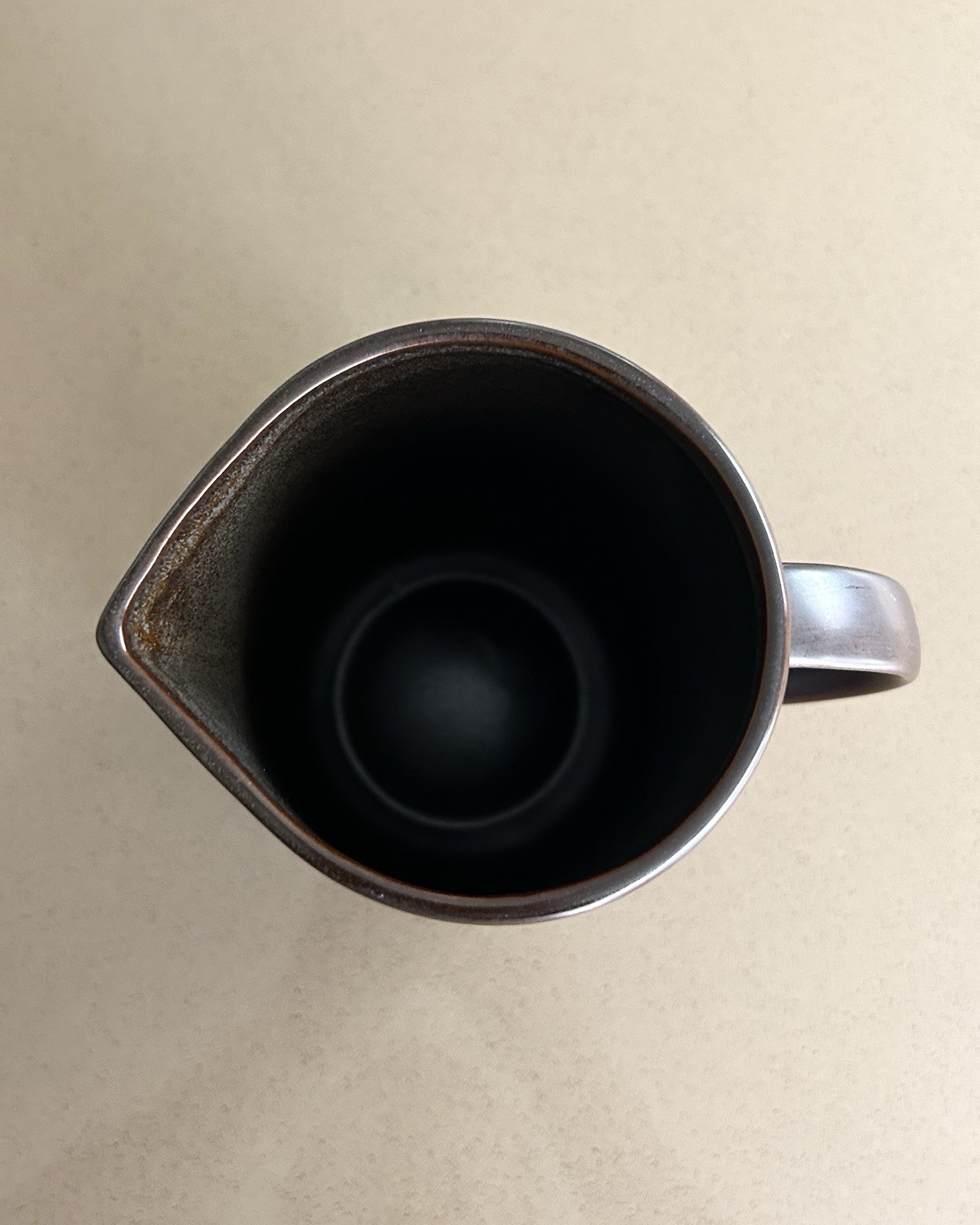 New With Tags Hearth & Hand Magnolia Stoneware Pitcher 2‑Qt Brown Reactive Glaze