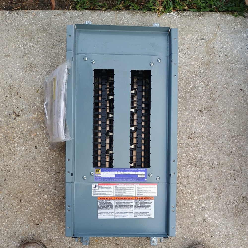 Square D NF430L2C  Panelboard Interior 250A 30 Spaces 3 Phase MLO