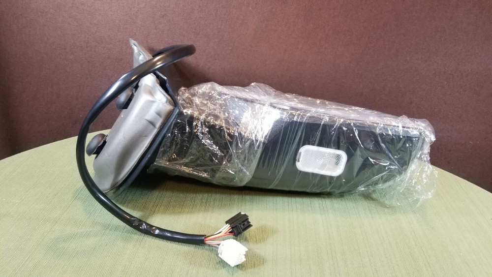 Chevy Silverado 2007-2013 Direct Replacement Passenger Towing Mirror