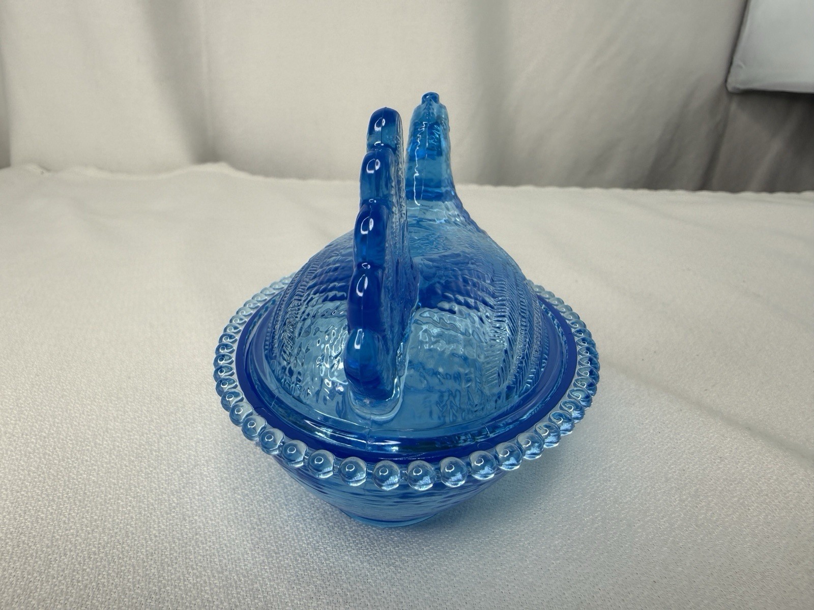 New Production Indiana Style Acrylic Plastic Hen On Nest Chicken Dish (Blue)