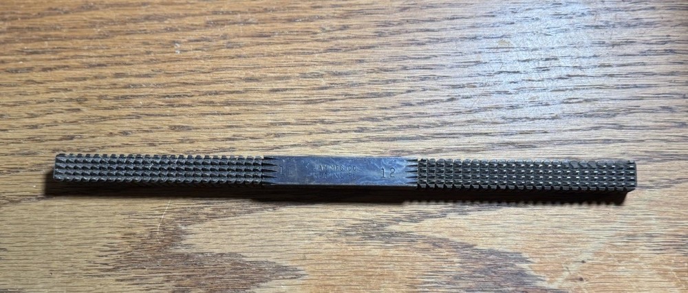JAW MFG. CO. NU THREAD No 1 THREAD FILE, USA