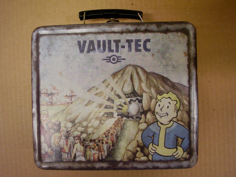 Vault-Tec Lunchbox Metal