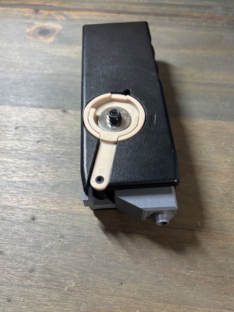 Airsoft Odin M4 Speedloader Universal Adapter