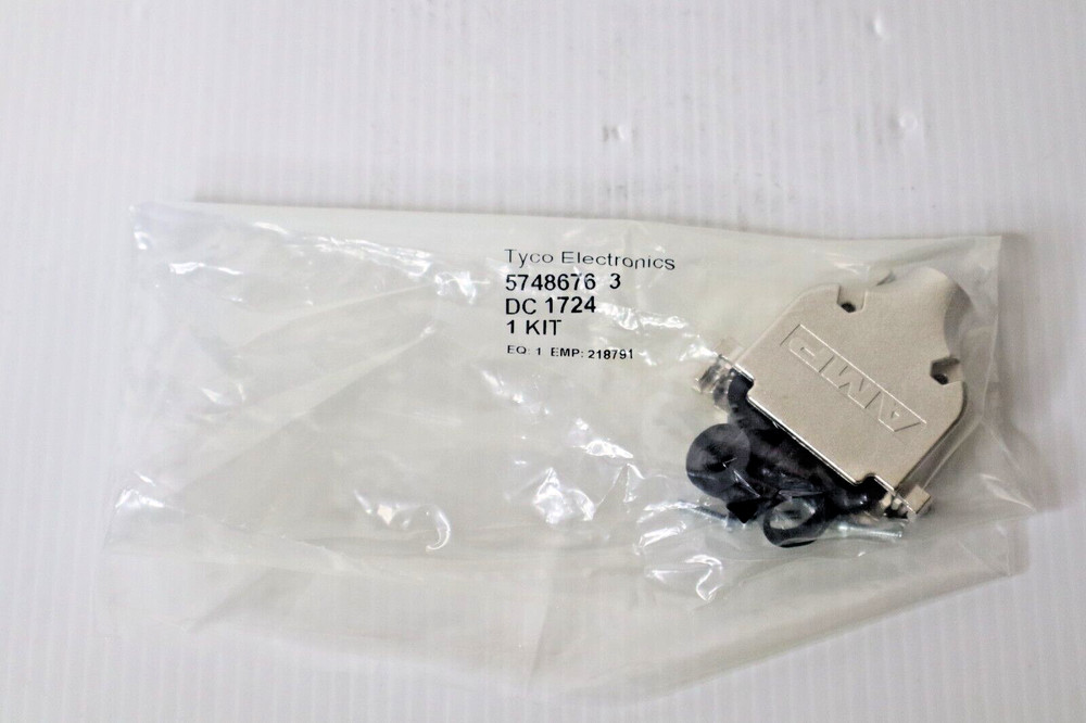 Tyco Electronics 5748676-3 Connector Kit - NEW