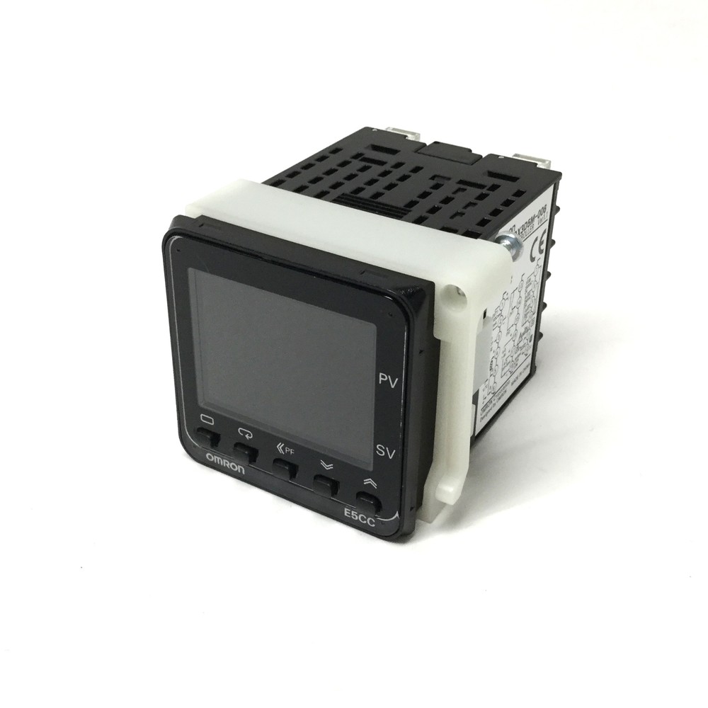 Omron E5CC-QX3D5M-006 Temperature Controller 24V, Pulsed DC, Analog Transfer Out