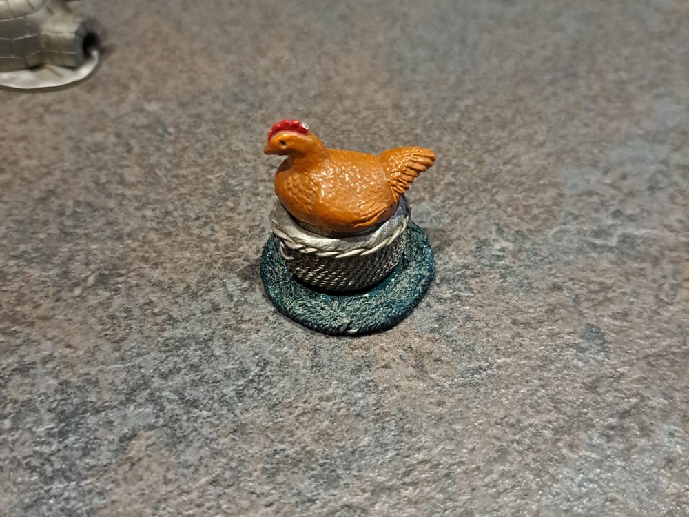 Vintage Chicken Pewter Thimble