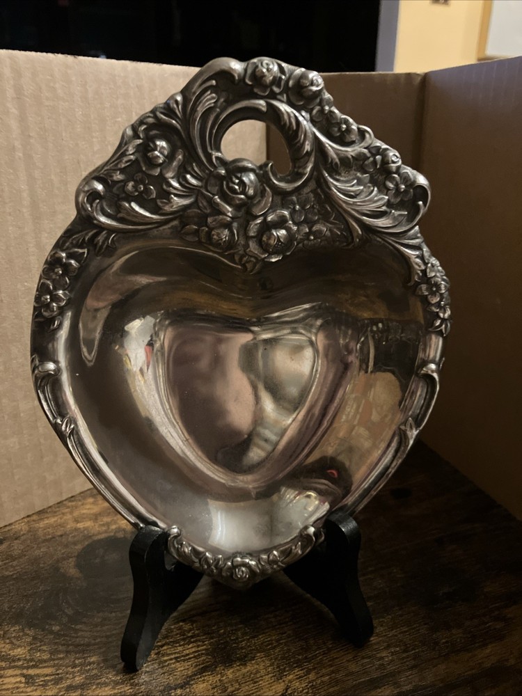 Leonard Italy Vintage Silver Plated Heart Shaped Trinket Dish 8”x6”x1”