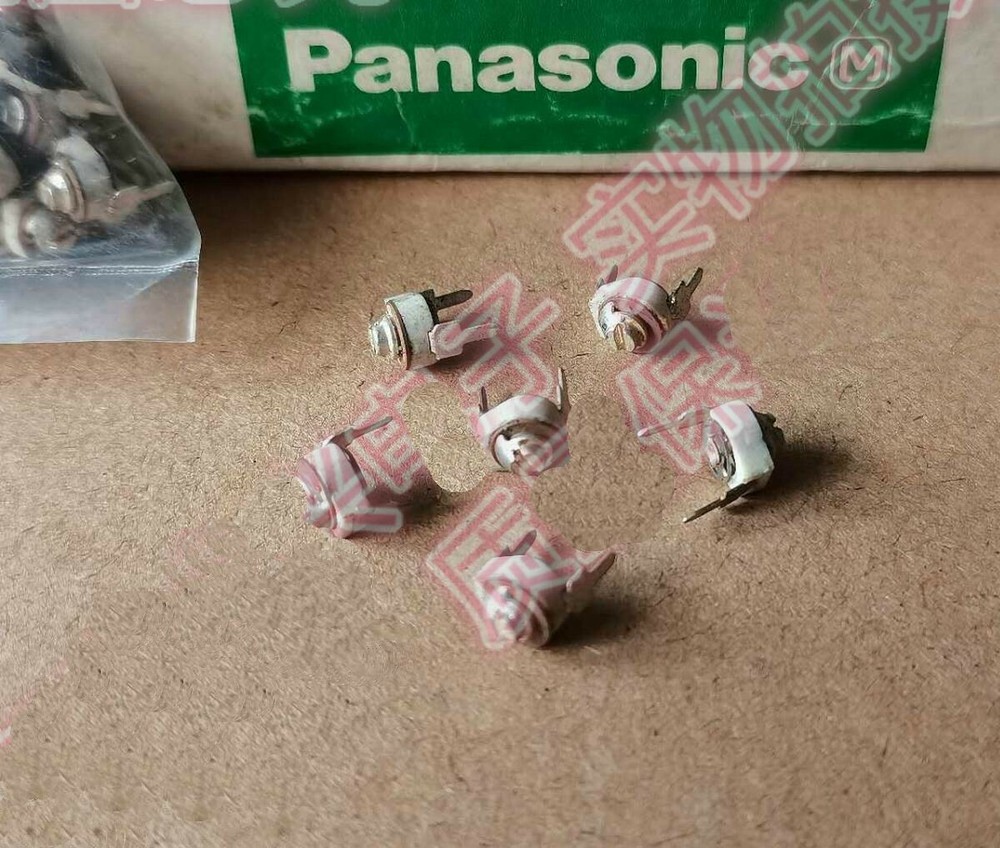 10pcs DIP 5mm Ceramic Trimmer Capacitor 1~10pF Panasonic