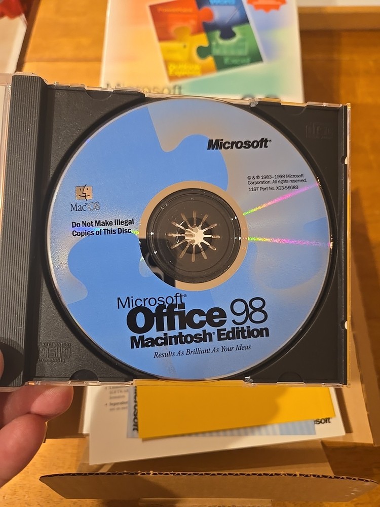Microsoft Office 98 Macintosh Edition Complete W/Booklets - Untested