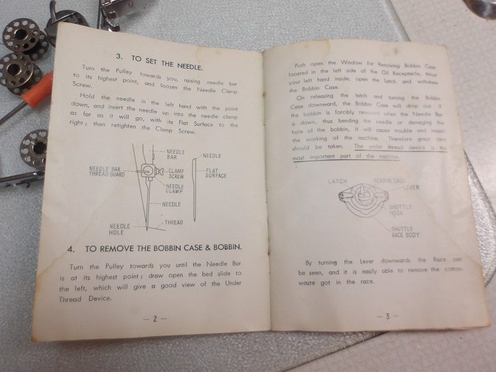 Riccar Sewing machine W/ Table 387 model 7