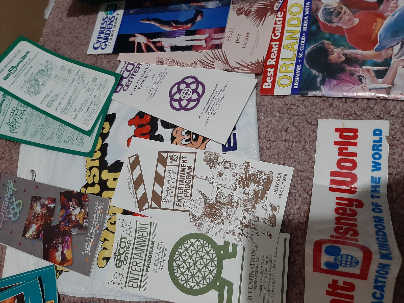 HUGE LOT - DISNEY WORLD and FLORIDA Sites - Brochures Books Souvenirs - 80s-90s