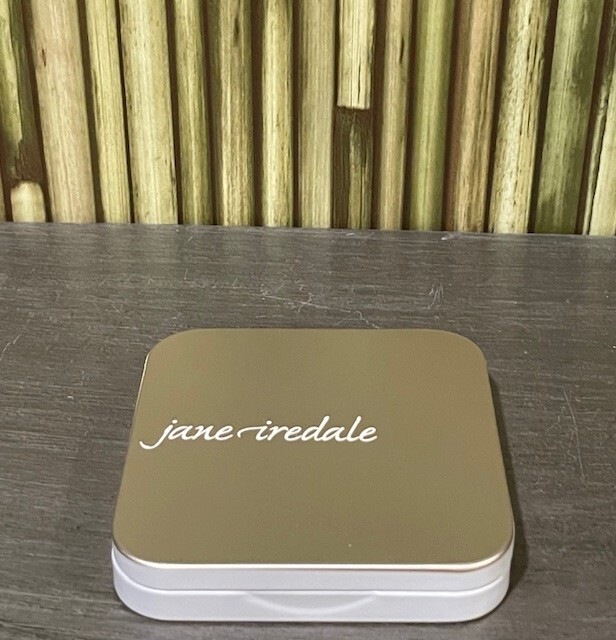 Jane Iredale Refillable Compact Gold