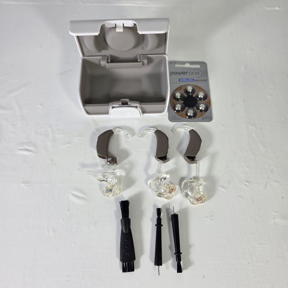 Unitron Quantum 2s behind -the-ear hearing aides (left & 2right) with batteries