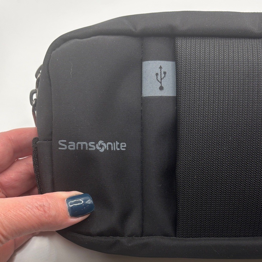 NWOT Samsonite NuRoad Backpack Pouch