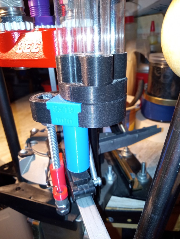 LEE Six Pack Pro Universal Case Feeder W/5 Case Size Adapters-No More Adjusting