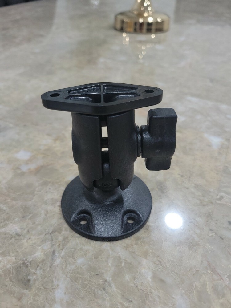 RAP-B-104U RAM Composite Single Ball Mount with Round Plate