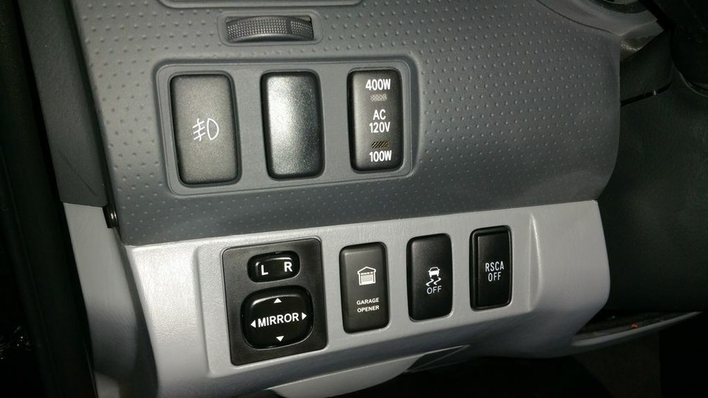 REAR DIFF LOCK White Backlit Switch Tall Push Button 1.54"x 0.83" (Fit: Toyota)