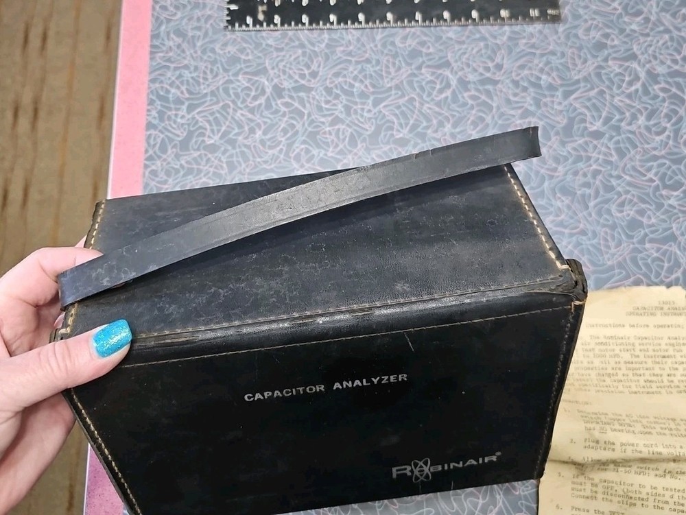 Vintage Robinair Capacitor Analyzer, Untested