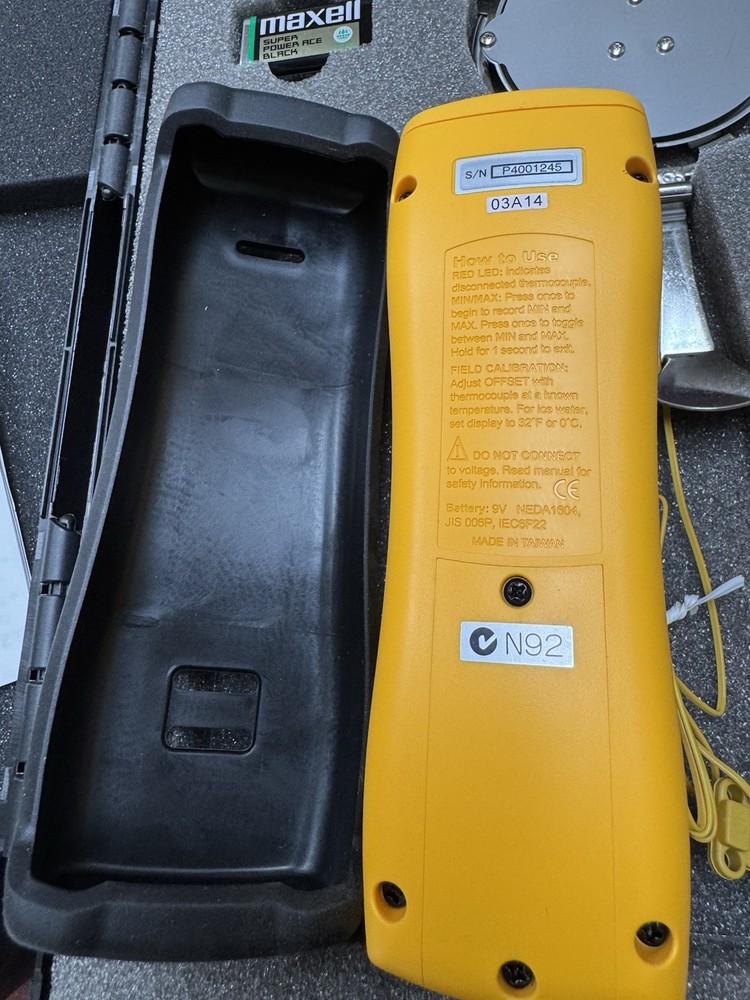 A&D MX-43 Digital Thermometer K-Type Surface Probe Temperature Meter Lab Kit