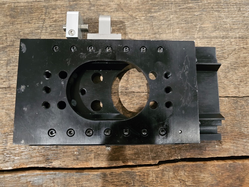 Newport 436 High Performance Crossed-Roller Bearings Linear Stage