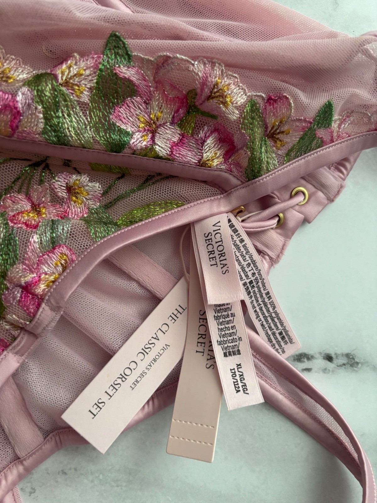 Victoria's Secret Lily Embroidered Floral Corset + V String Panty Set XL