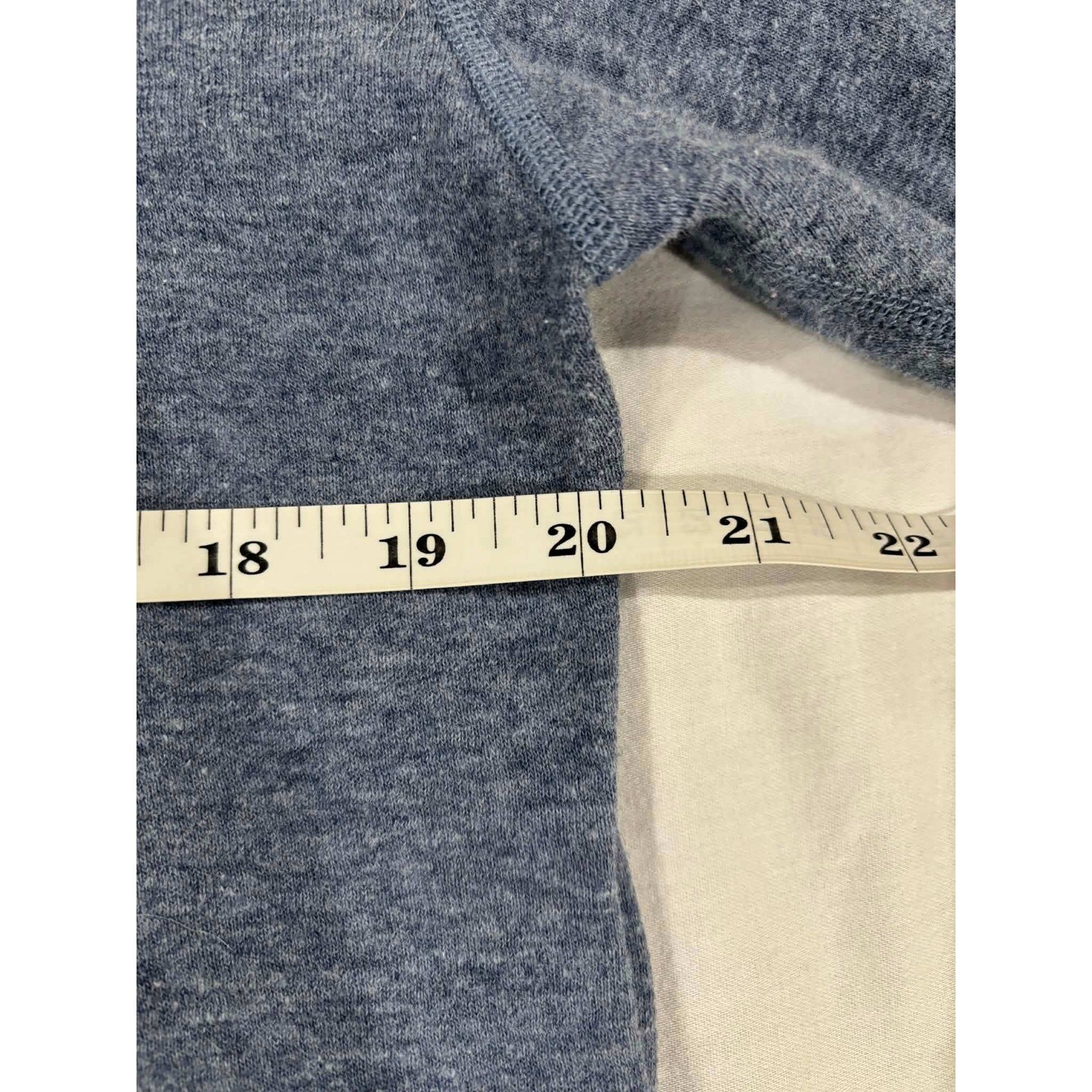 LL Bean Mens Traditional Fit Henley Long Sleeve Shirt Blue Medium Cotton Blend