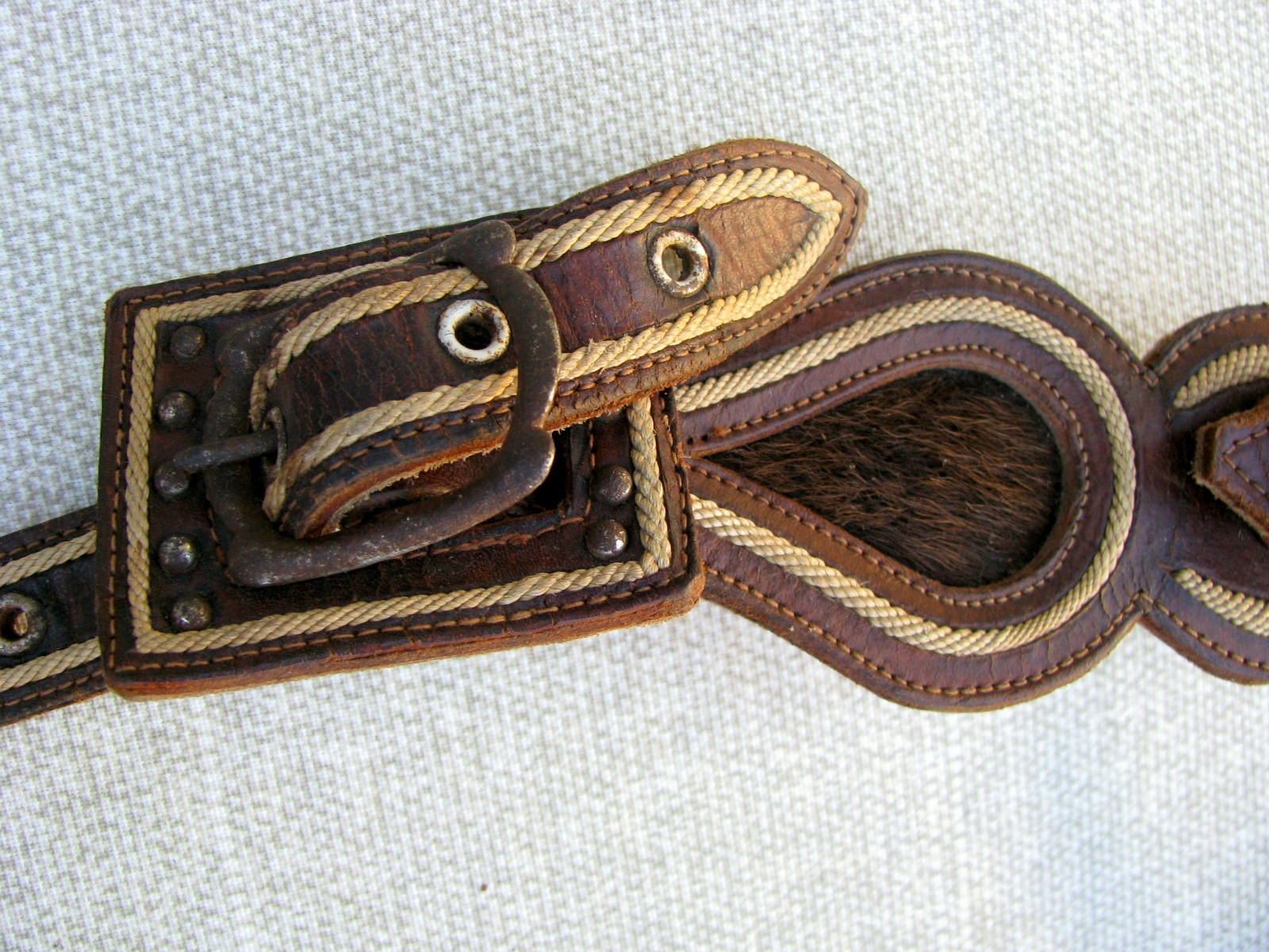 UNIQUE ANTIQUE COMPLETE CHILDS EMBROIDERED PONY HEADSTAL RING BIT REIN SET 1900