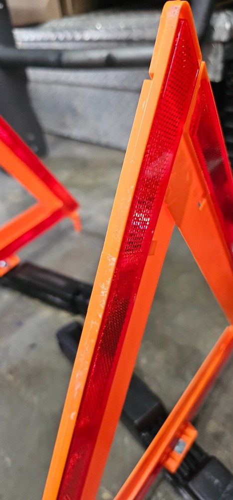 Emergency Warning Roadside Triangle Kit Model 1005 Set of Three