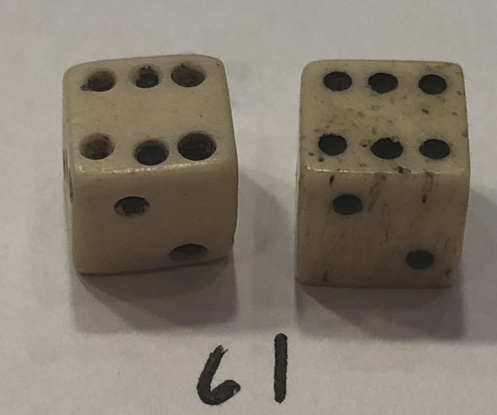 Small Vintage Pair Bone (Bovine) Dice 1/4”