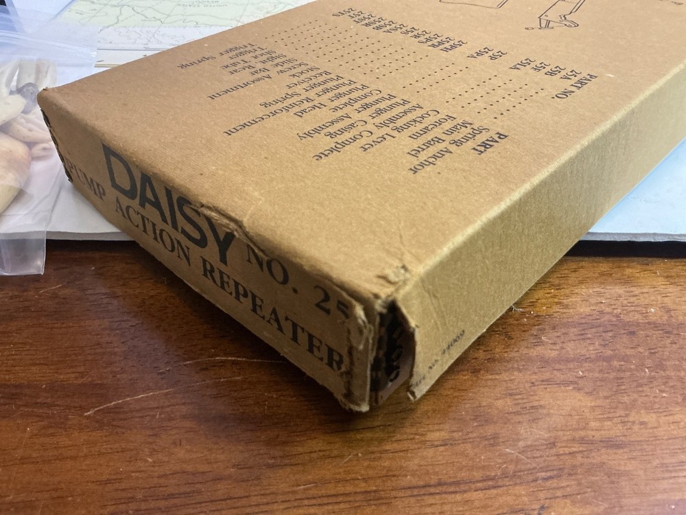 EXTREMELY RARE DAISY - MODEL 25 - BB GUN box & papers