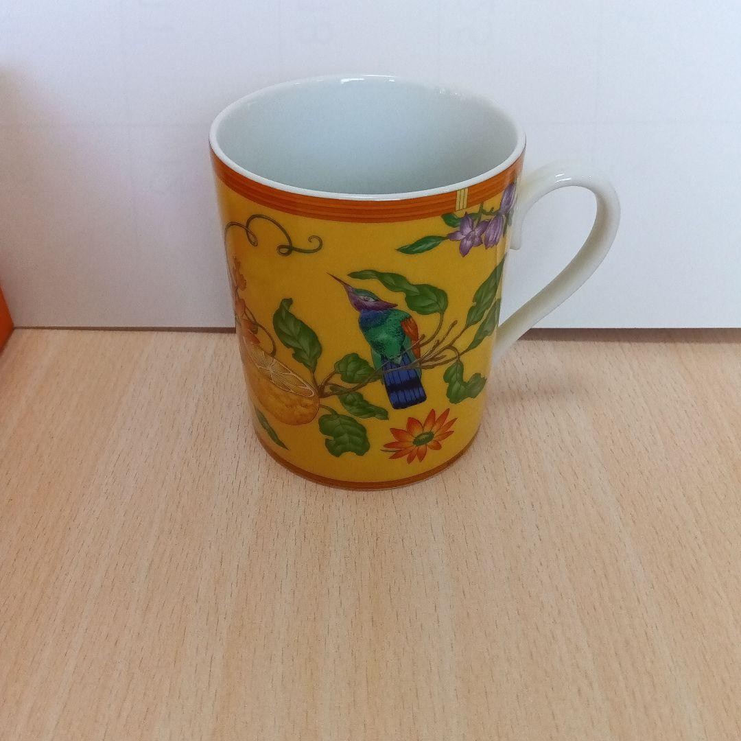 Hermes Siesta Flower Bird Design Mug Ceramic Yellow Elegant Coffee Cup