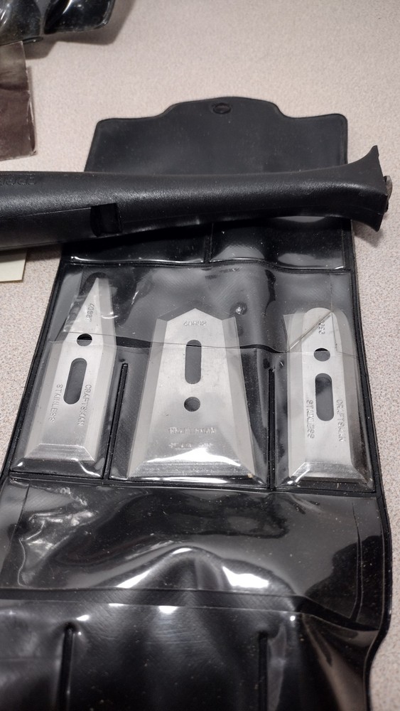 Craftsman Handi-Scraper 940690 Utility Scraper Handle, 3 Blades & Instructions (