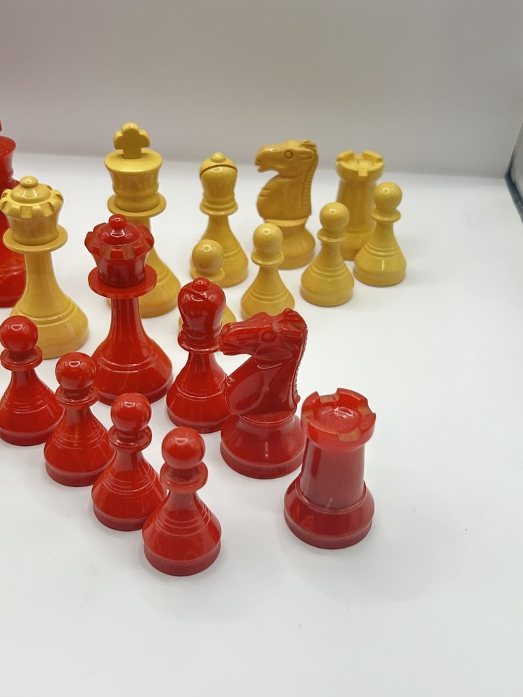 Vintage Bakelite Chess Set Red & Butterscotch 32pc Complete