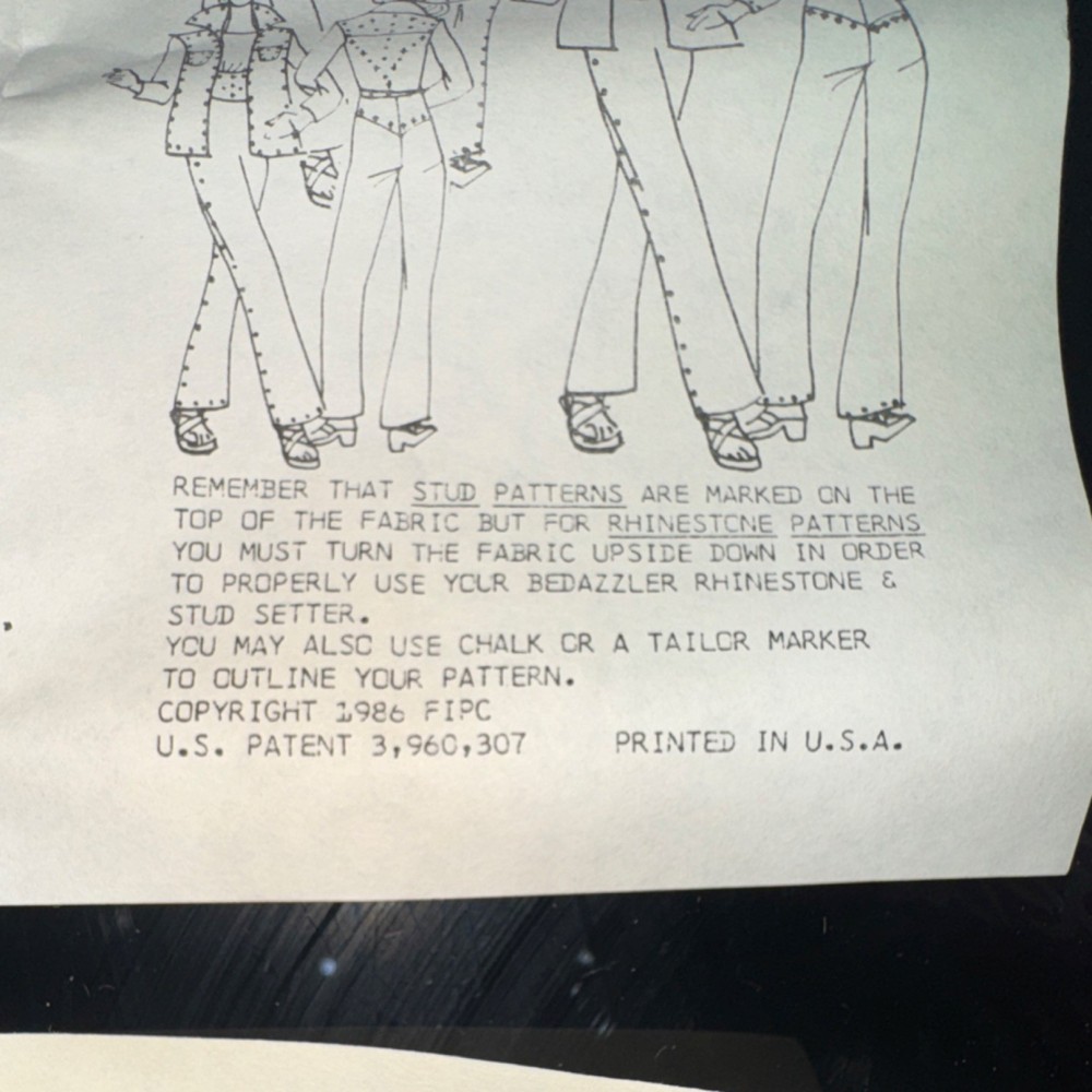 BeDazzler Rhinestone Stud Setter 4 Plunger Sizes.Patterns, Accessories open box