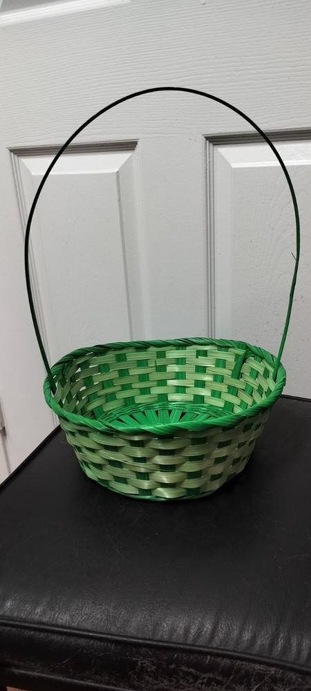 Green Wicker Oval Easter Basket with Handle Indoor Decorative