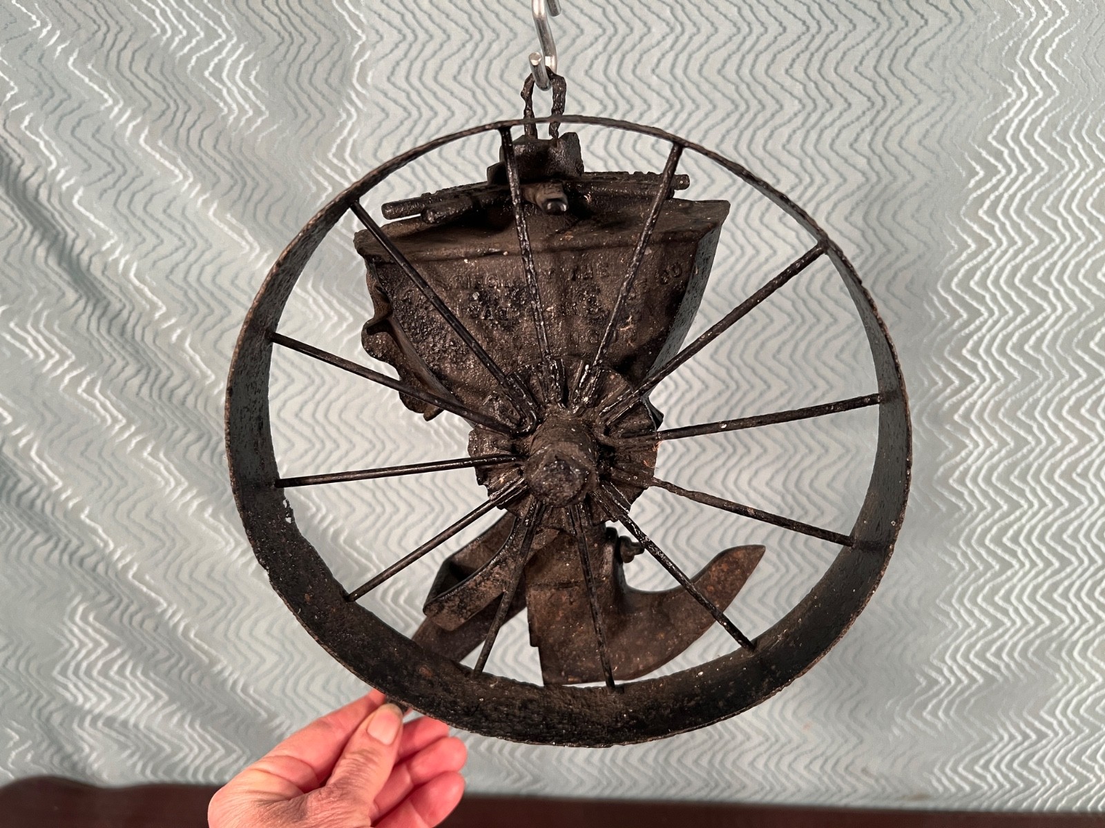 VTG/ATQ “Midget” Garden Seeder Pat Dec 9 14, Display only, doesn't not rotate