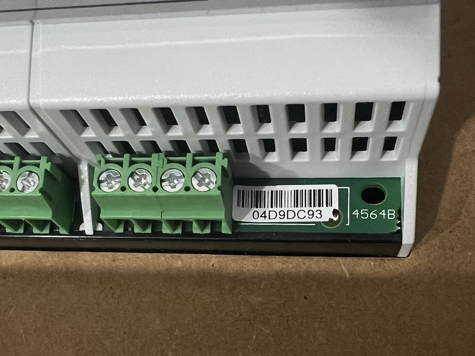 Lutron HomeWorks QS LQSE-4S8-120-D Switching Power Module - ( PRICE FOR 1 UNIT