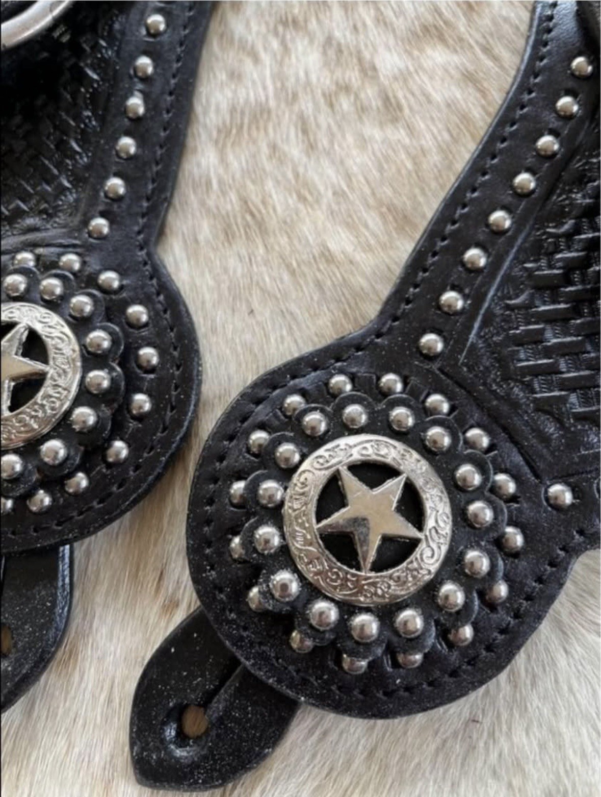 MENS Basketweave Tooled Leather Western Pair of Spur Straps Texas Star Conchos