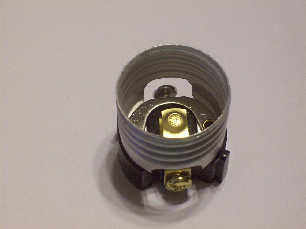SHORT KEYLESS LAMP SOCKET INTERIOR LAMP PART NEW 30682J