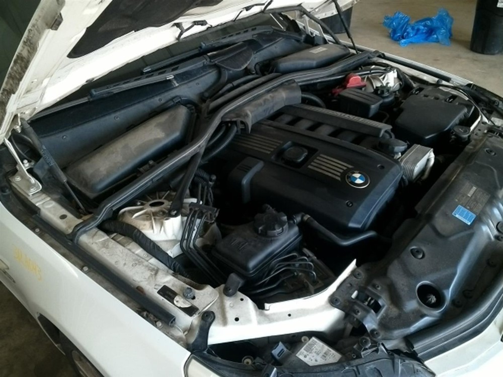 528I 2010 High Mounted Stop Light 104788876