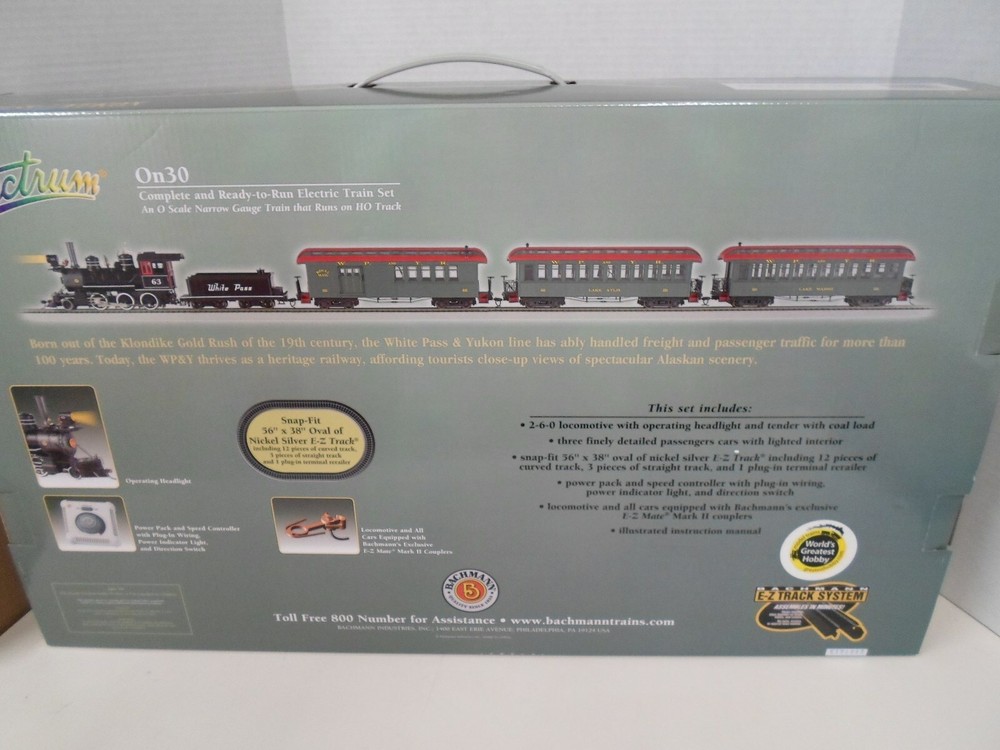 Bachmann 25024, On30 White Pass & Yukon Train starter set