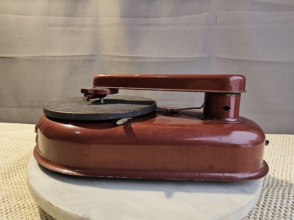 Vintage Phonograph Record Louis Marx & Co AC Turntable (Untested)