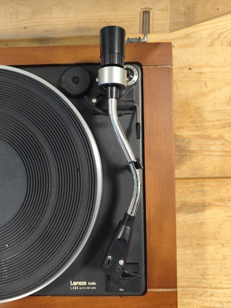 Lenco Turntable - L434 Vintage