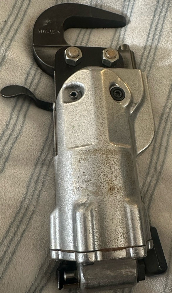 General Pneumatic Tandem Rivet Squeezer Model 3000C