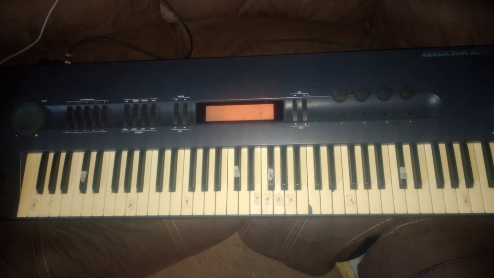 Alesis Quadrasynth Plus Piano Expandable Master Keyboard