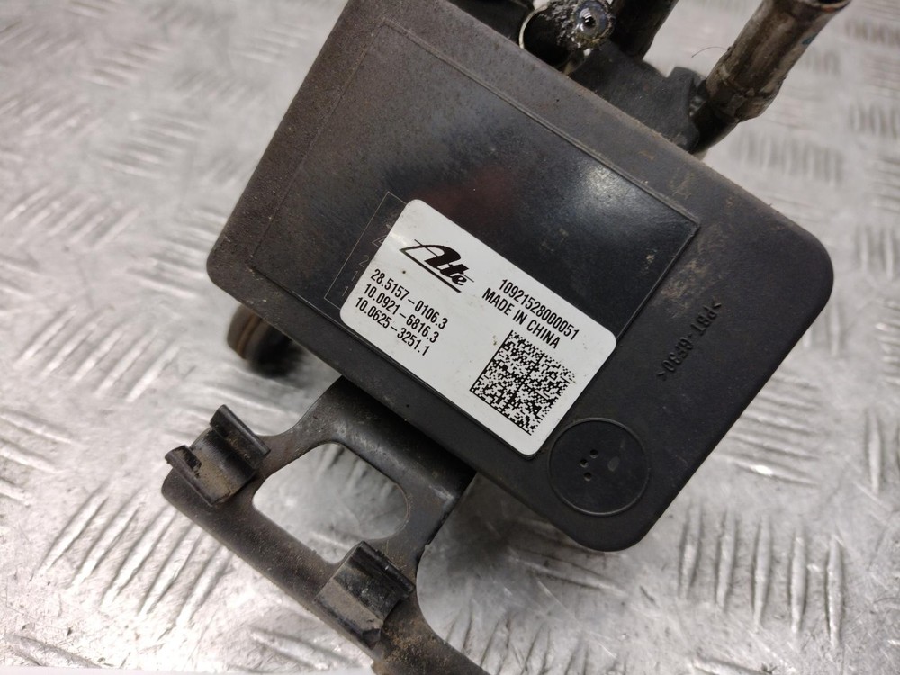 2015 TRIUMPH THRUXTON THRUXTON 1200 R ABS PUMP