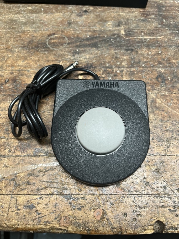 Used Yamaha Pedal 2 Foot Switch