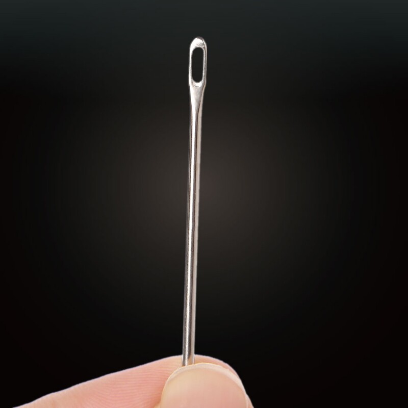 Double Eyed Transfer Needle Webbing Sewing Edges and Stitching Through Padding