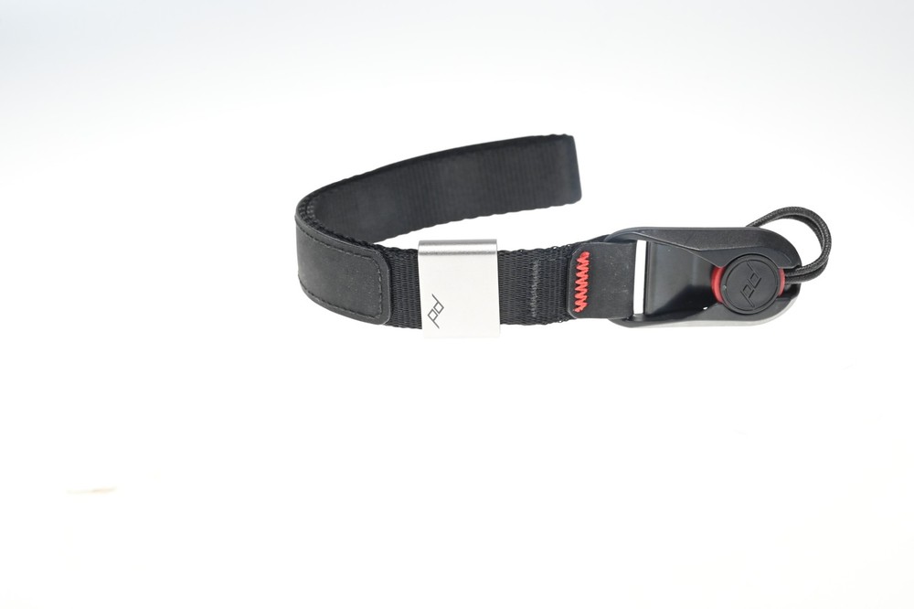 Peak Design Wrist Cuff Strap Black Red #G312
