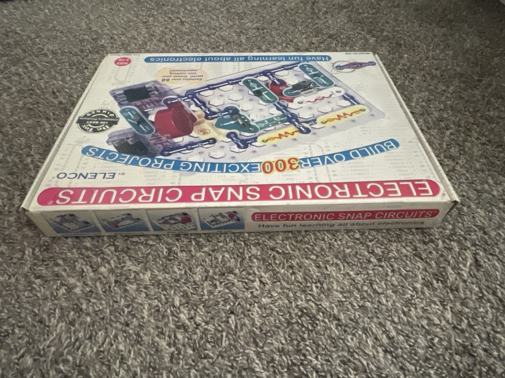 Elenco Snap Circuits SC300 Electronics Kit Missing Fan
